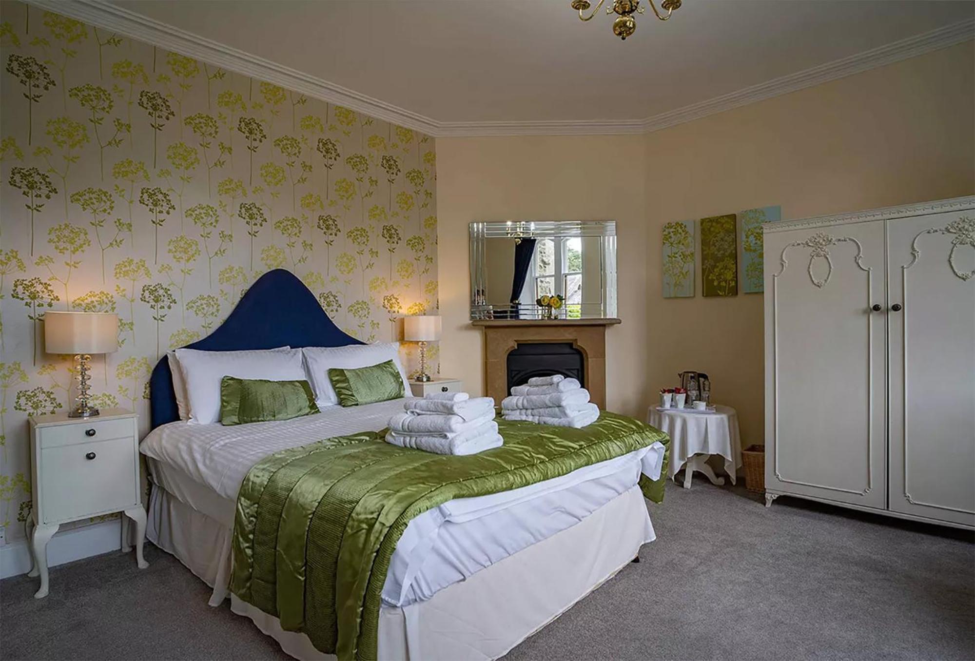 Mellington Hall Country House Hotel Church Stoke Zimmer foto